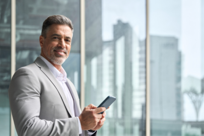 Aprenda a controlar emoções nos investimentos com Alexsander Luis de Queiroz Silva.