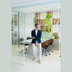 Paulo Henrique Silva Maia analisa como o setor imobiliário se adapta ao estilo de vida digital e flexível da geração Z.