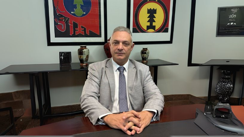 Leonardo Manzan alerta para a necessidade de adaptação das empresas brasileiras às novas regras de carbono da União Europeia.