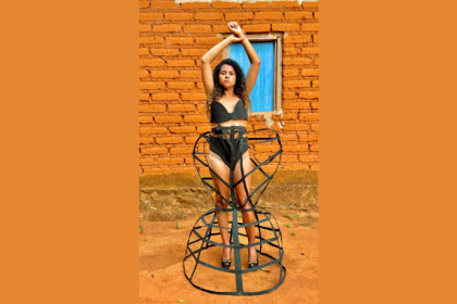 Non Stop destaca Alessandra Araújo em uma recriação icônica do vestido de Demi Moore que une elegância e ousadia.