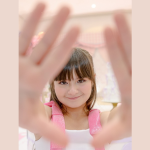 Planejamento com risadas: Juju Teófilo divertiu os seguidores ao comentar suas metas para 2026 em conteúdo da Non Stop. (Créditos: João Bosco Fotografia)