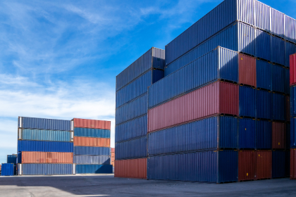 Tarifa dos EUA já afeta empresas brasileiras: o que pode mudar nos preços, empregos e exportações