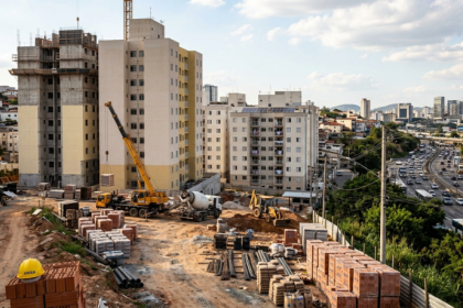 Crédito imobiliário da Caixa cresce 15% e mostra onde o dinheiro está circulando na economia brasileira